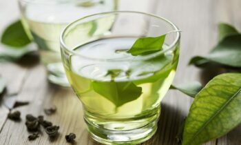 5 Benefits Of Regular Green Tea Drinking For Anti-Aging